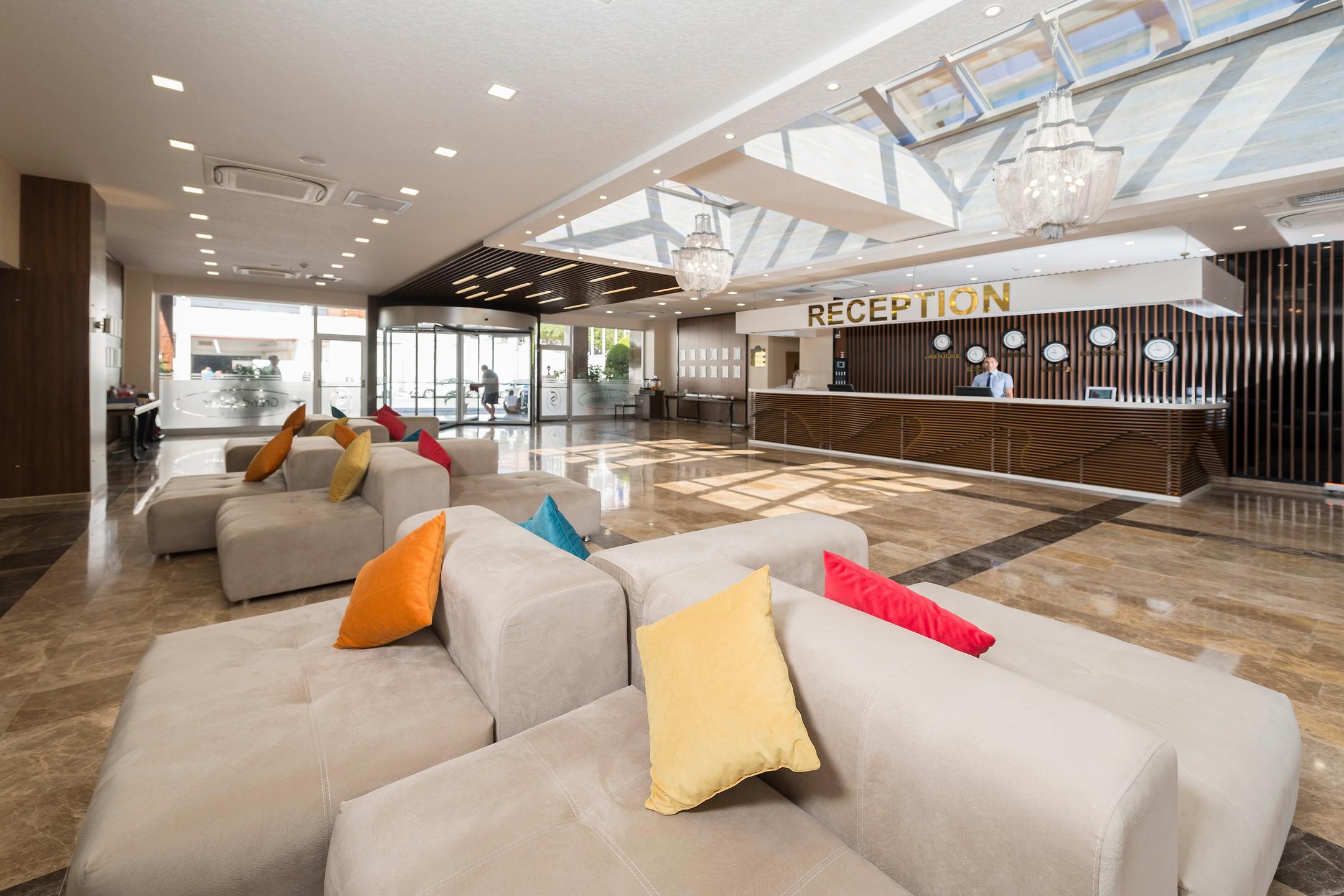 Grand Seker Hotel