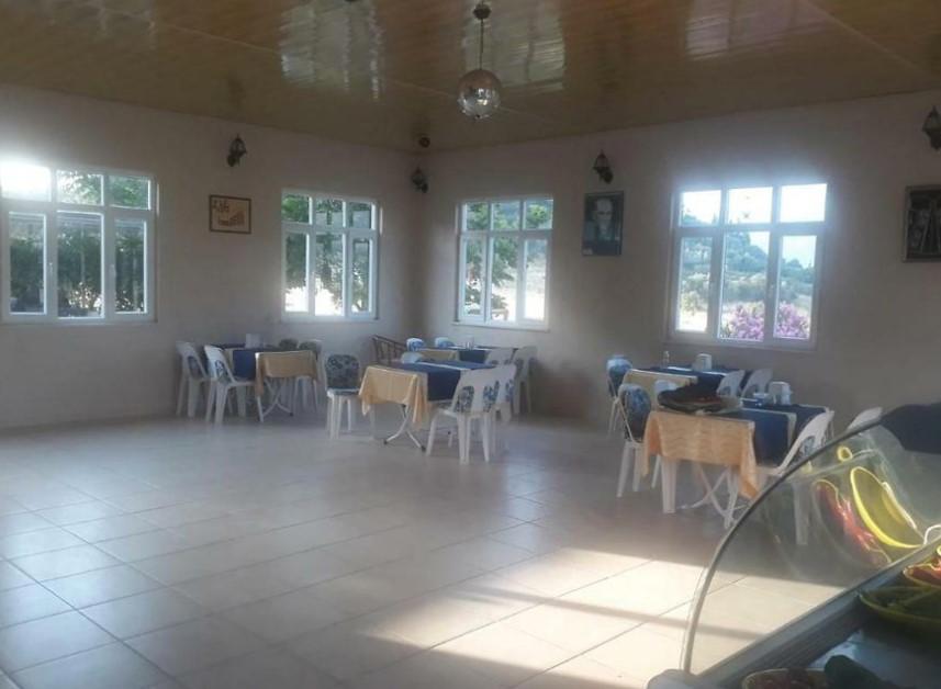 Maniola Hotel Restaurant