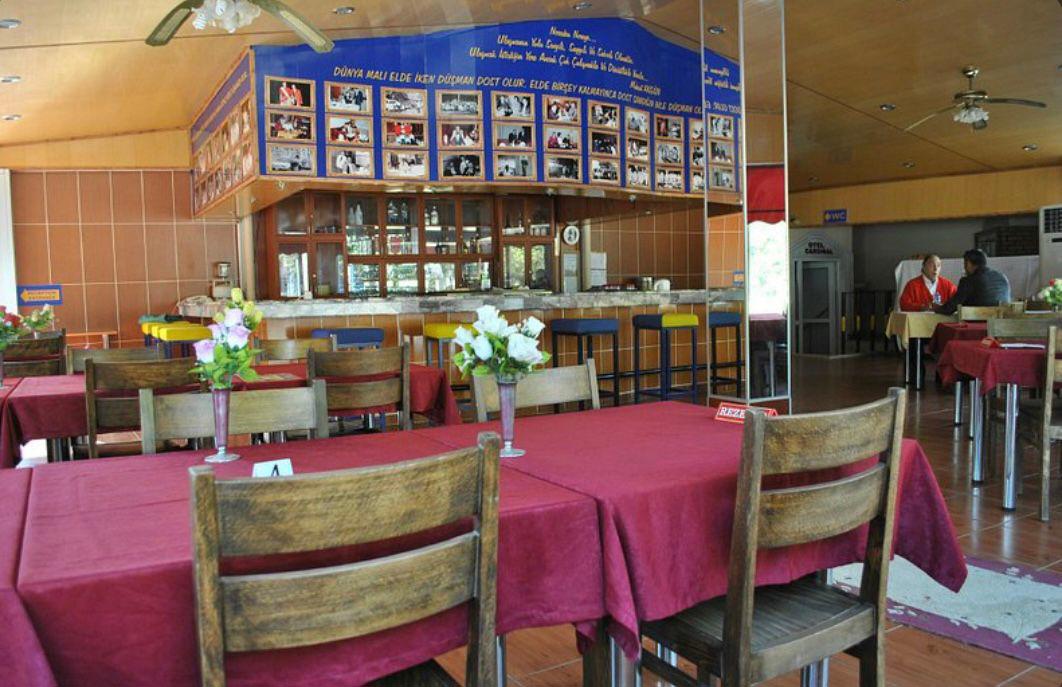 Cardinal Hotel