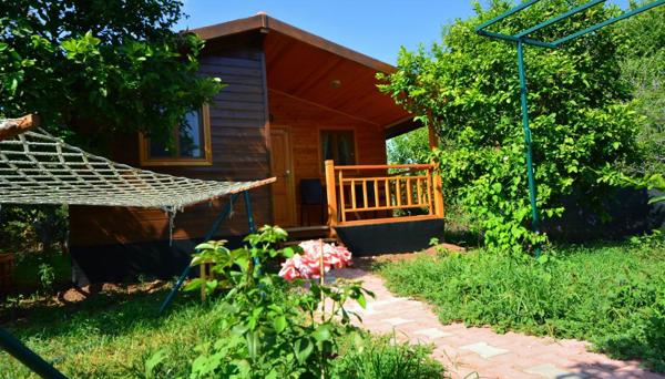 Lemon Garden Lodge