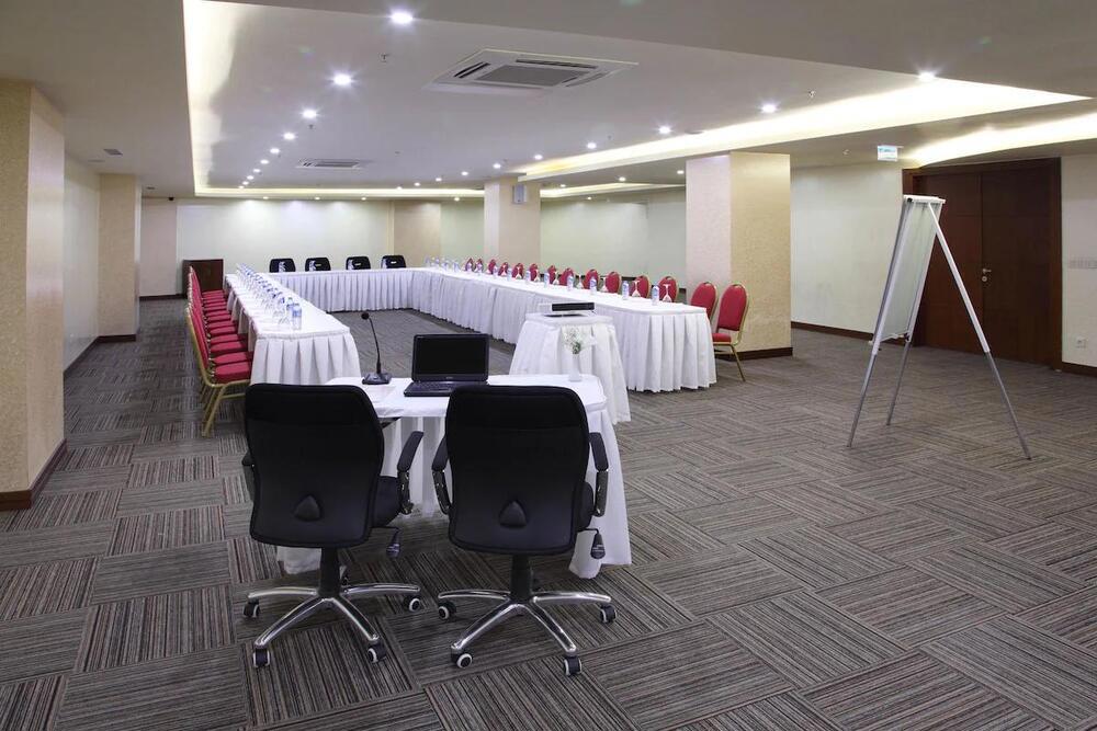 Otel Şenbayrak City