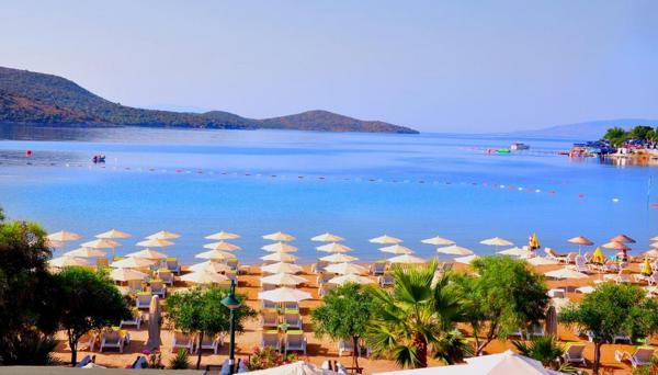 Regal Resort