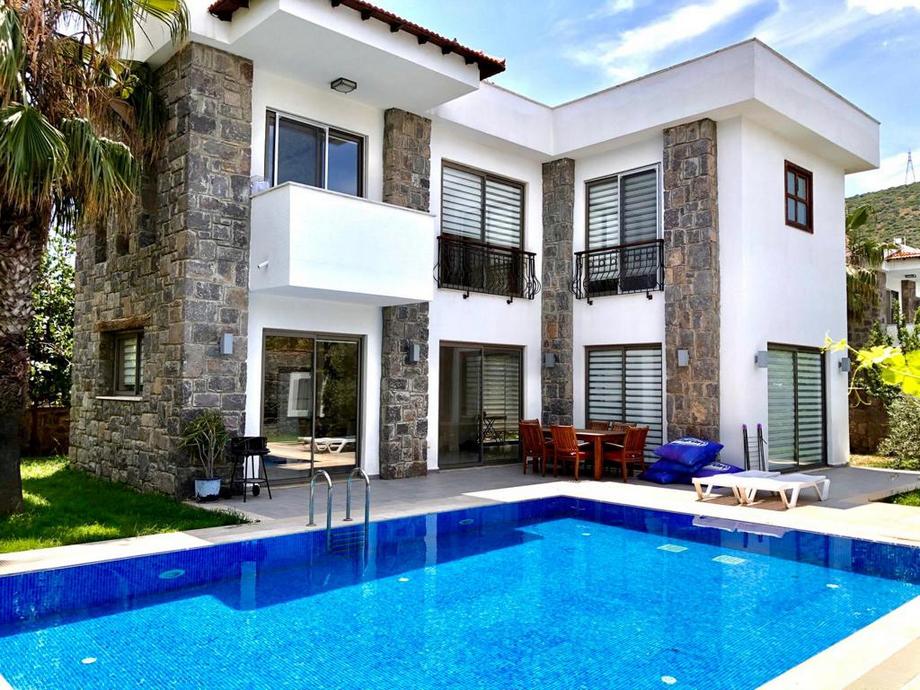Villa Maki