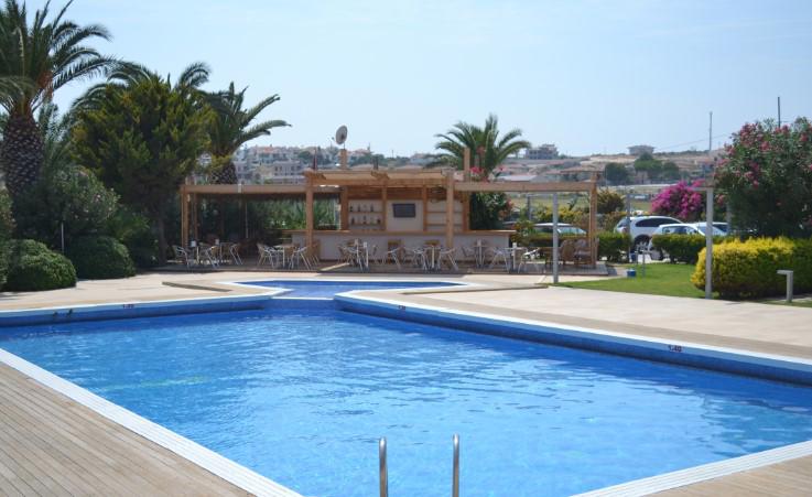 Ladin Otel