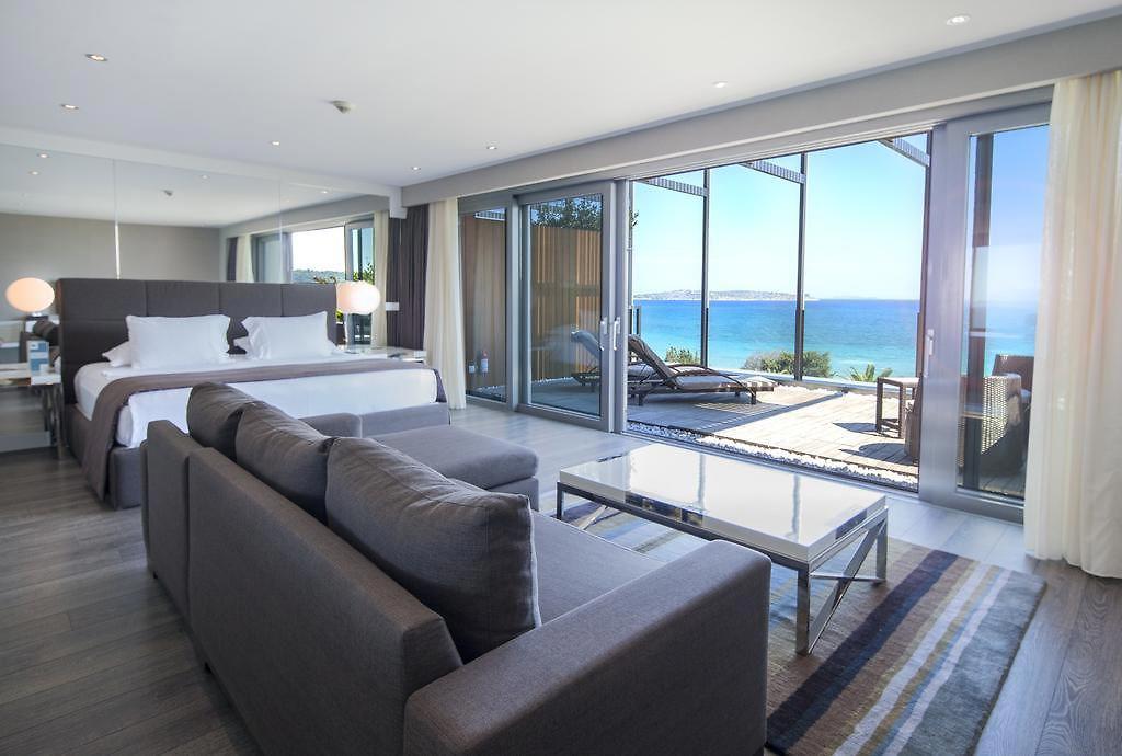 7800 Çeşme Residences & Hotel