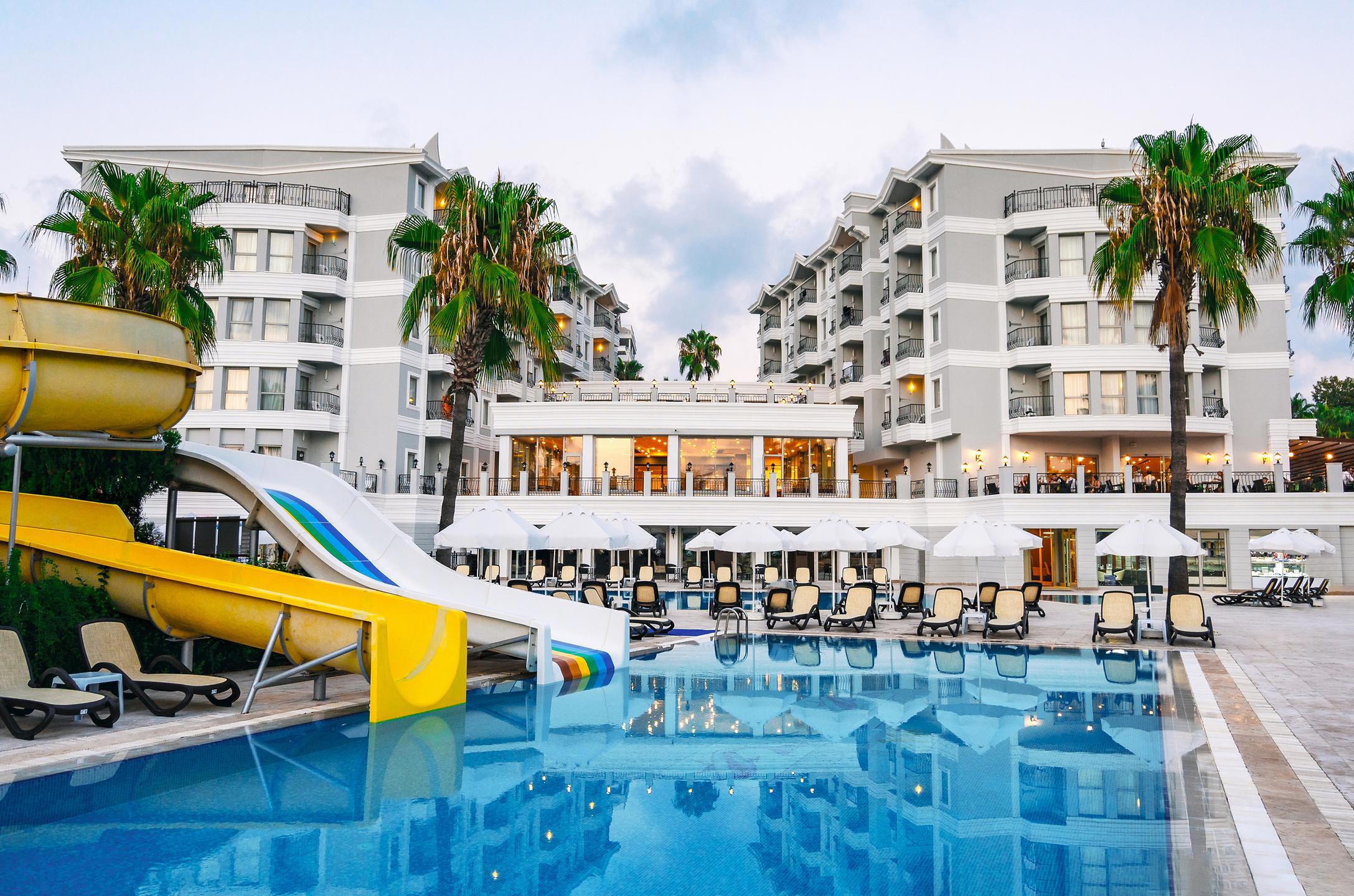 Royal Atlantis Beach