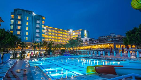 Meridia Beach Hotel