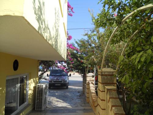 Baris Hotel