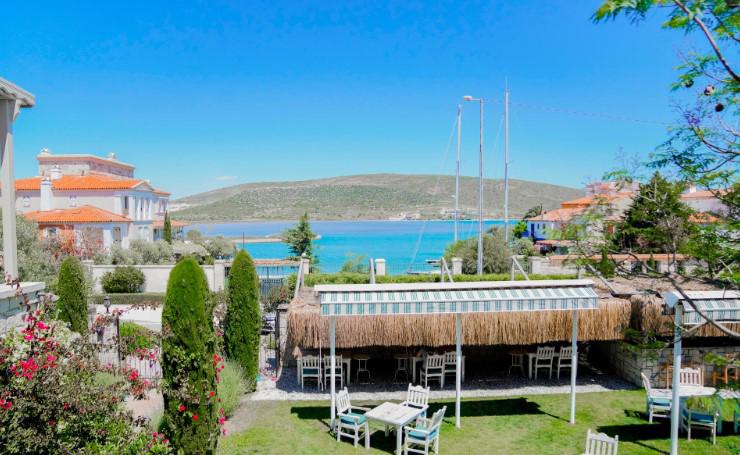Alaçatı Marina Palace Otel