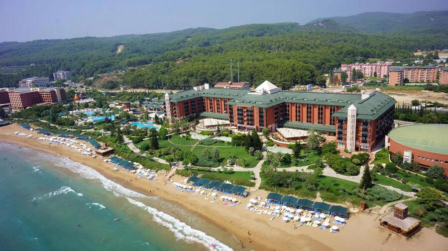 AQI Pegasos Resort