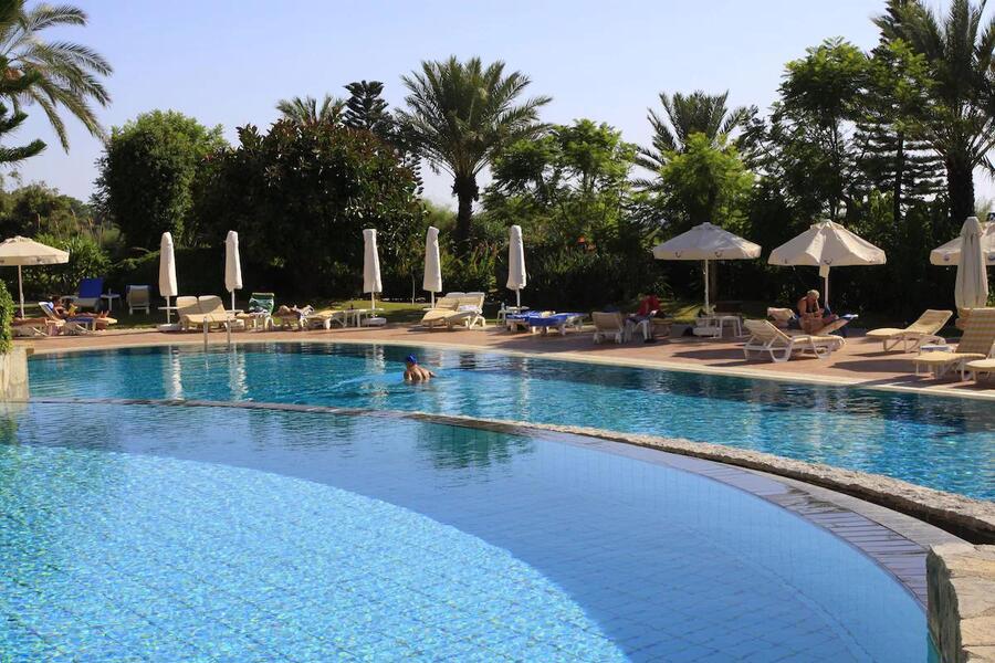 AQI Pegasos Resort