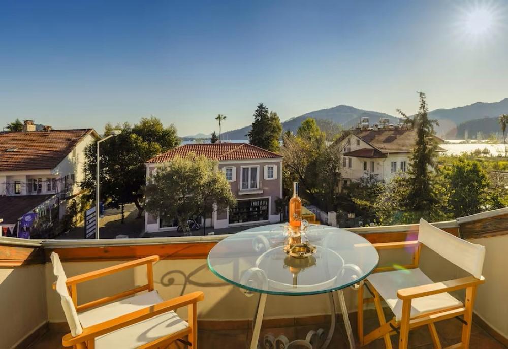 A&B Home Hotel