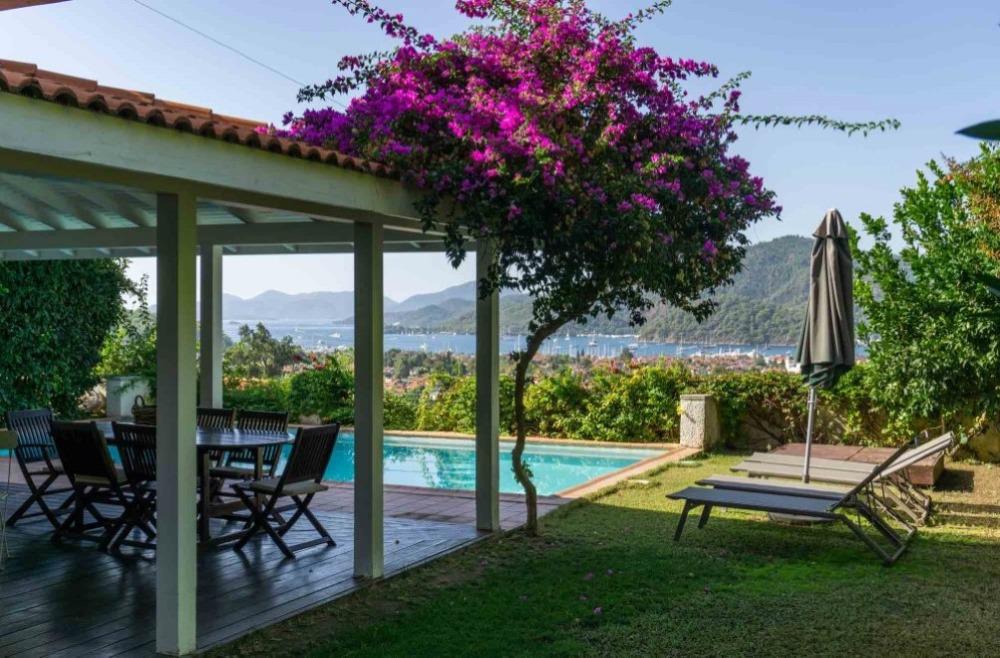 Villa Mistral