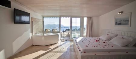 Nur Hotel
