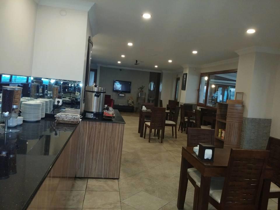 Yener Hotel
