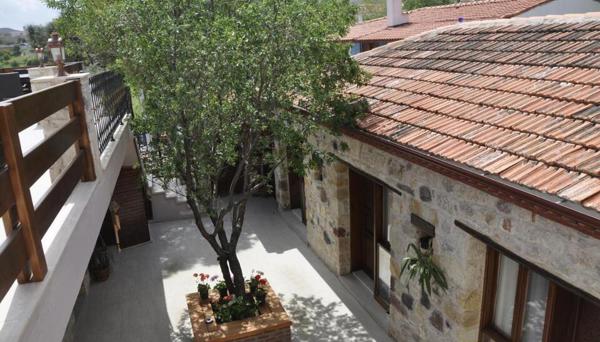 Tas Avlu Butik Otel