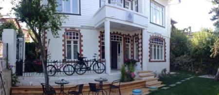 Sergüzest Otel