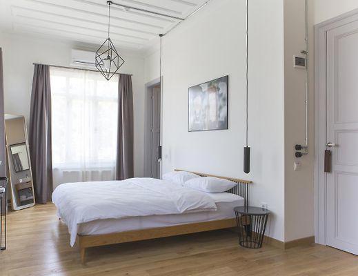 Sergüzest Otel