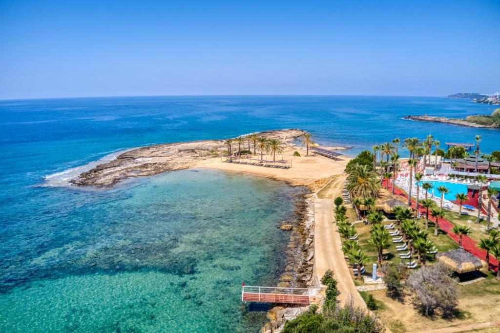 Oz Incekum Beach Resort