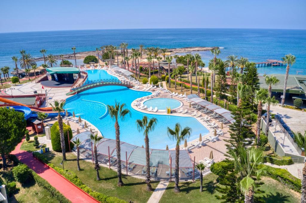 Oz Incekum Beach Resort