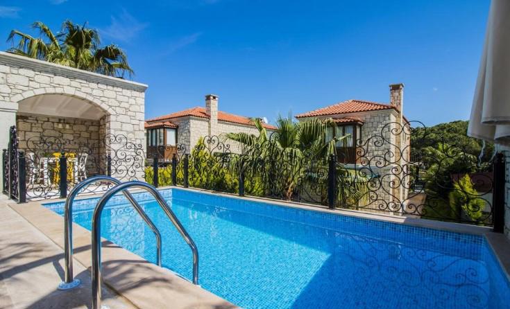 Fedora Alaçatı Otel
