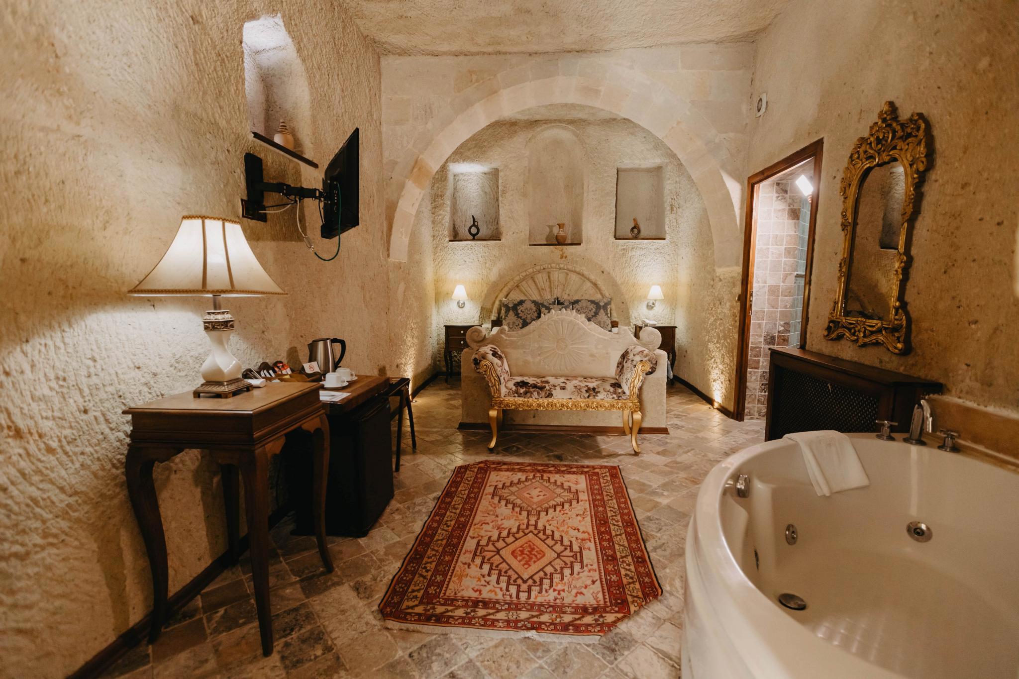 Artium Cave Hotel