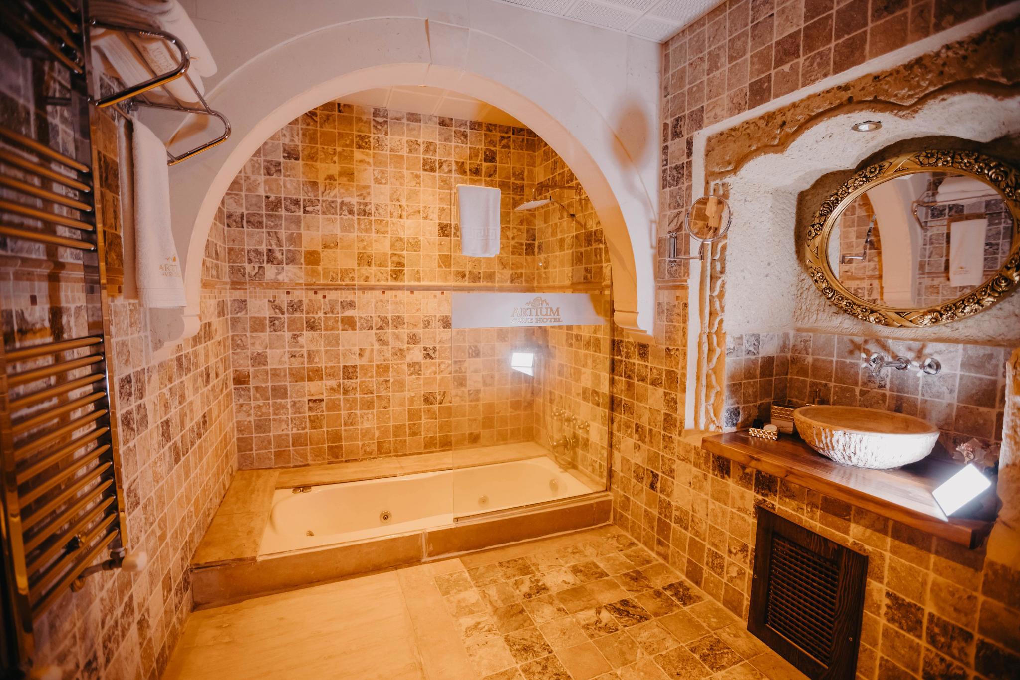 Artium Cave Hotel