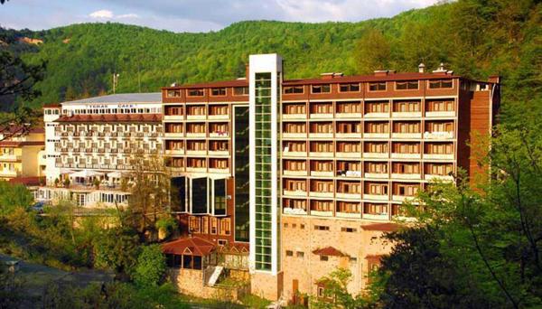 Oylat Kaplıcaları Çağlayan Otel