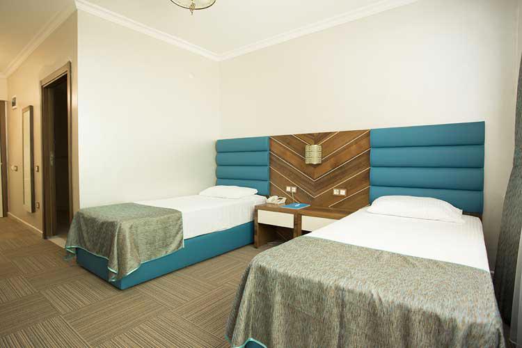 Oylat Kaplıcaları Çağlayan Otel