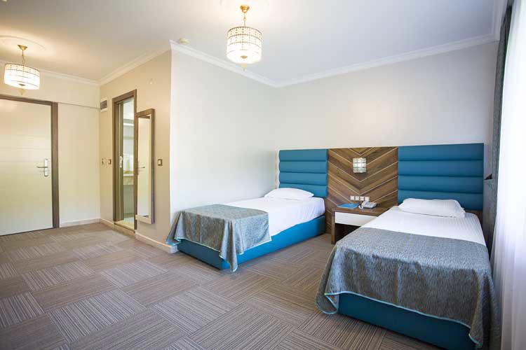 Oylat Kaplıcaları Çağlayan Otel