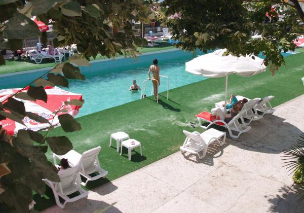 Yosun Otel
