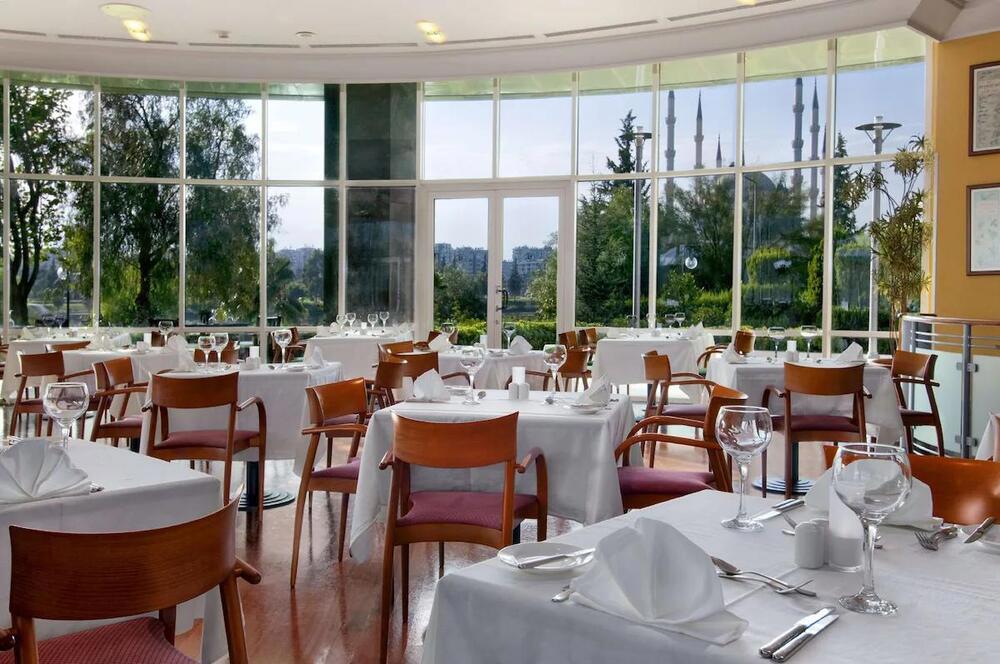Adana Hilton SA