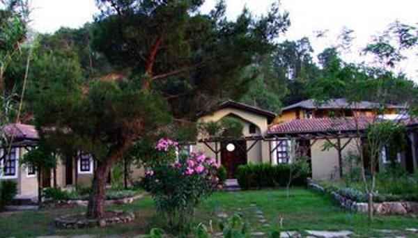 Eski Yeni Tatil Evi