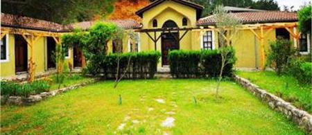 Eski Yeni Tatil Evi