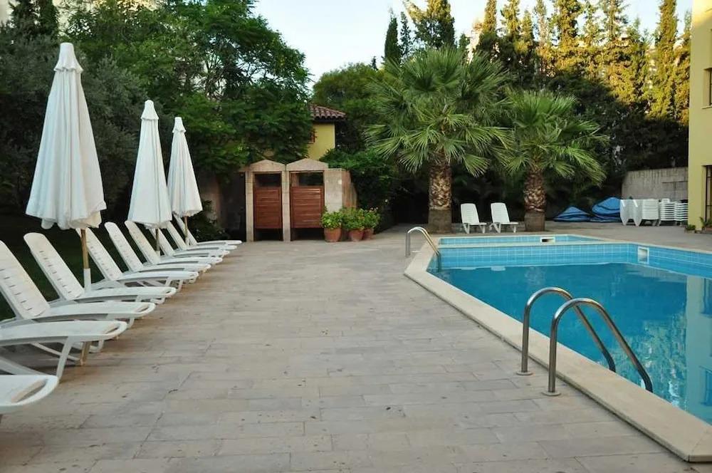 Palm Court Suites Ayvalık