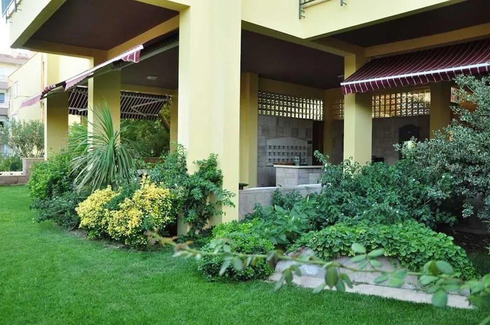 Palm Court Suites Ayvalık