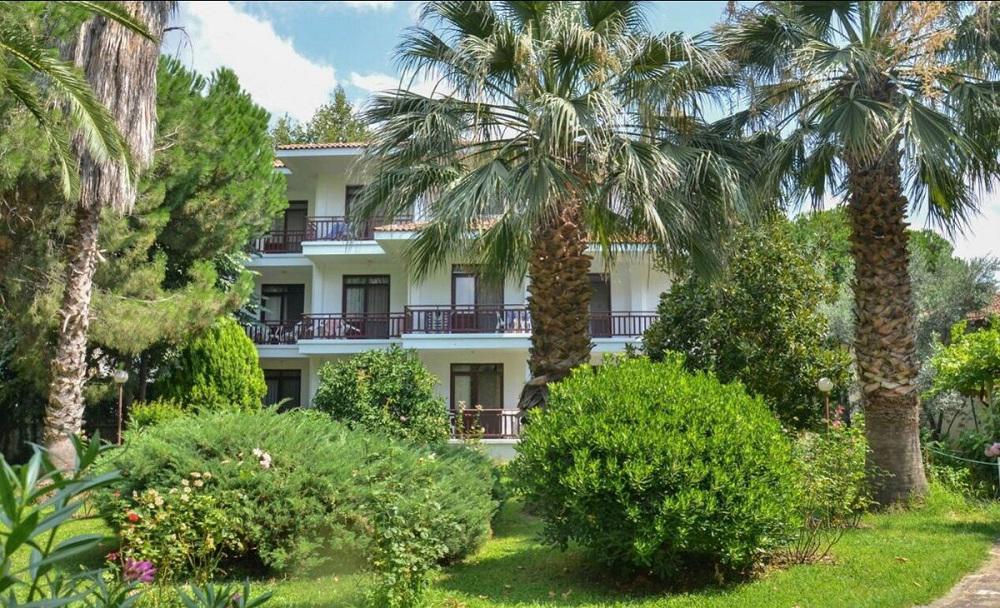 Cizenel Hotel