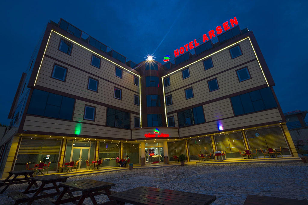 Hotel Arsen