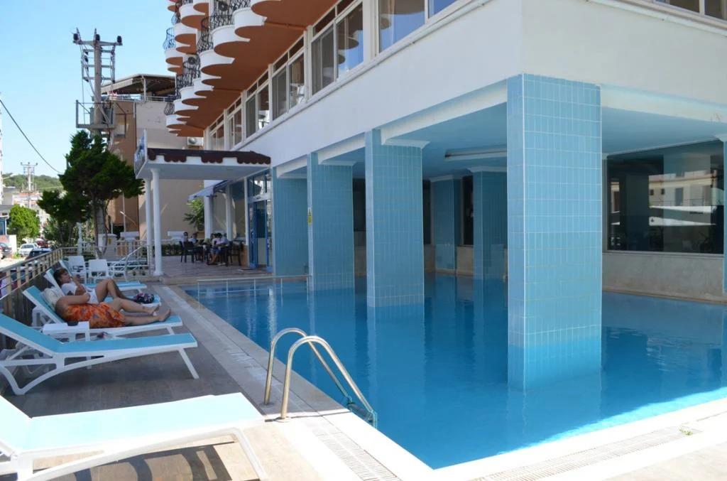 Grand Milano Hotel