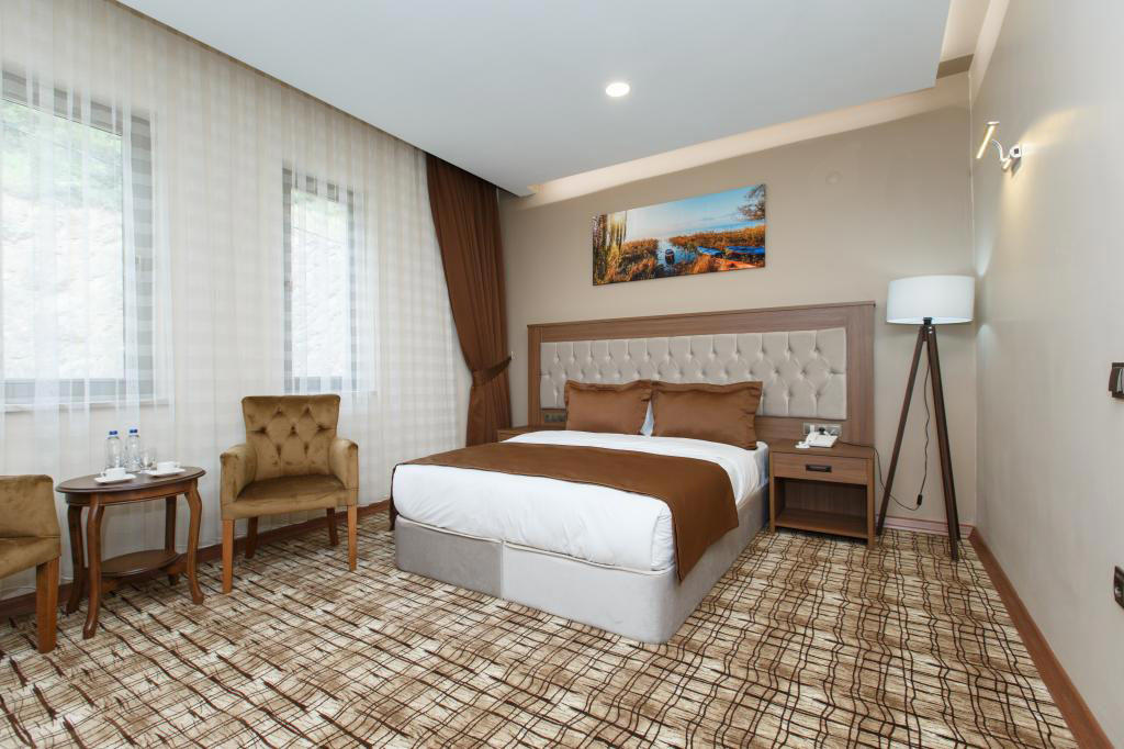 Grand Mela Hotel