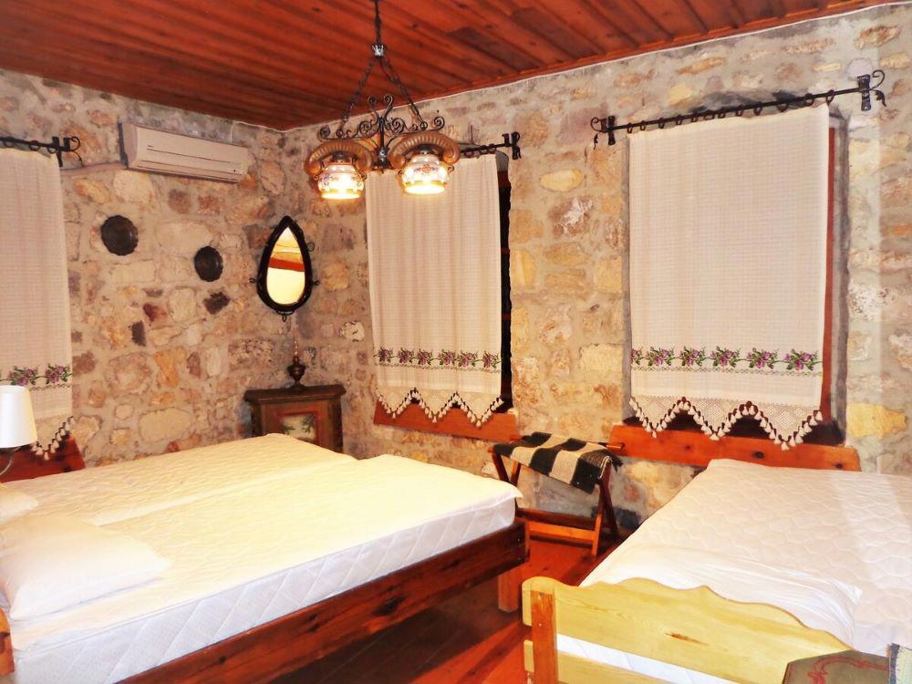 Marti Hotel