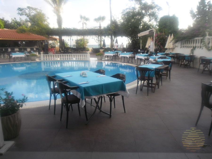 Azak Hotel