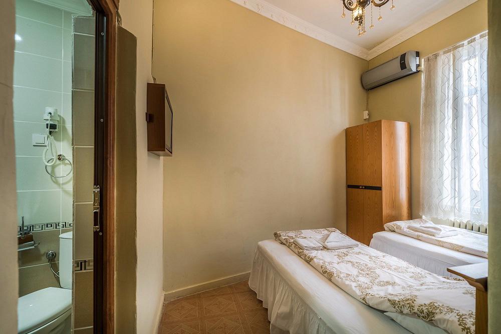 Yeni Hostel