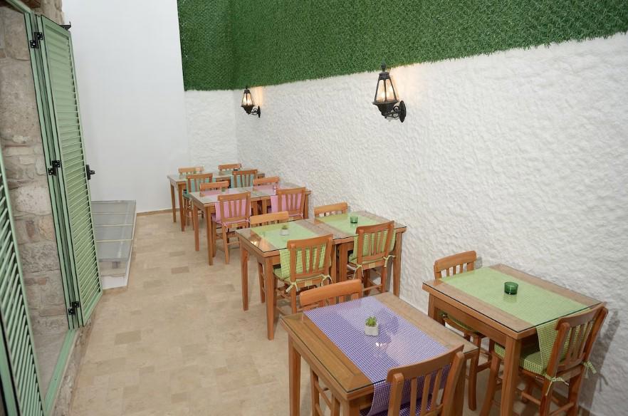 Brothers Çeşme Boutique Hotel