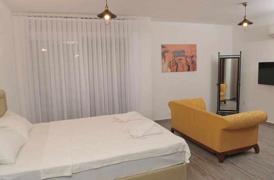 Brothers Çeşme Boutique Hotel