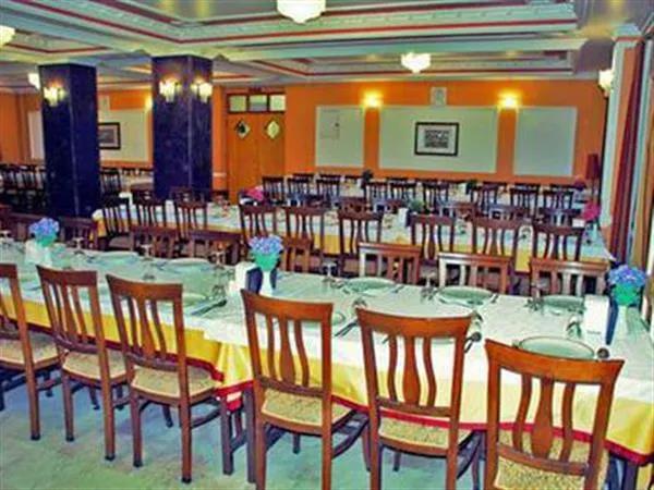 Zeus Hotel