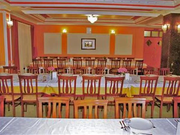 Zeus Hotel