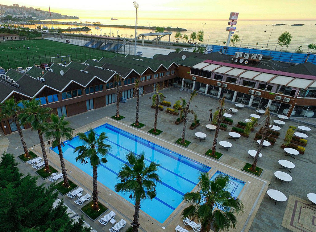 Green Palace Suite Hotel