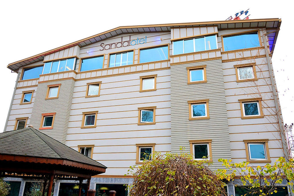 Green Palace Suite Hotel