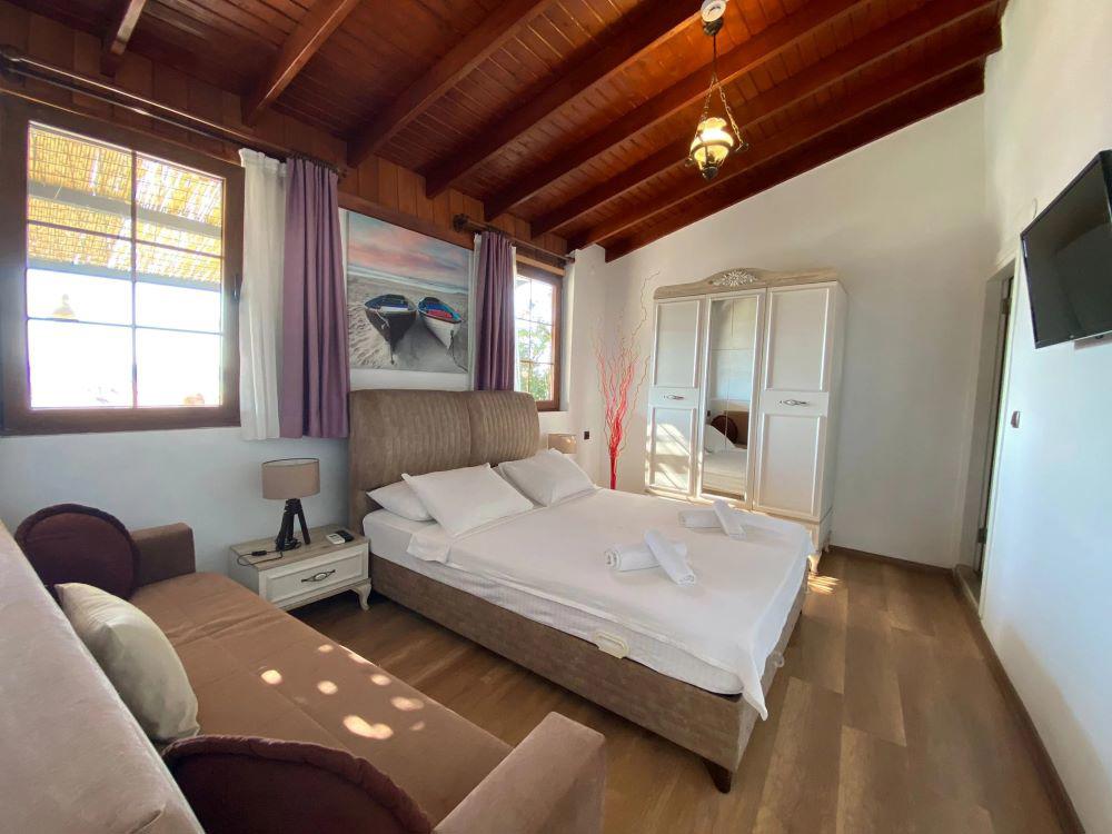 Cunda TheLara Otel